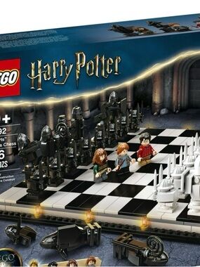 LEGO Harry Potter Hogwarts Wizard's Chess 76392
